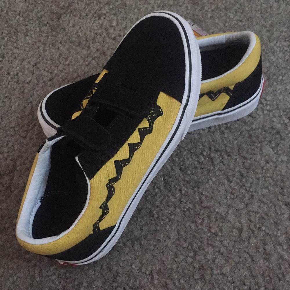 ❗️Limited Edition Peanuts Vans❗️